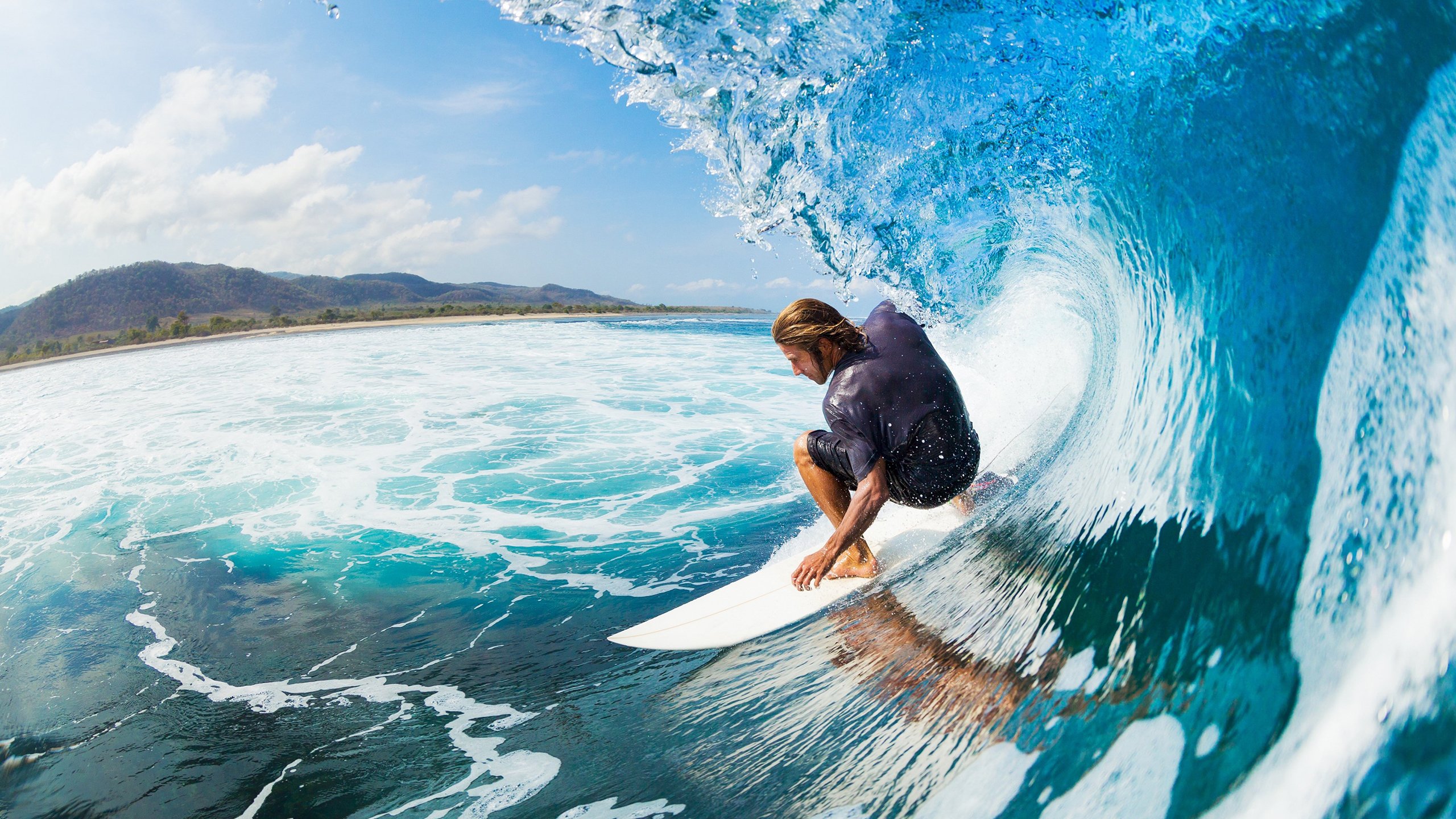 戈贝尔统治禁区引爆上海队，单节狂潮拉开湖人差距